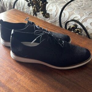 Like new Cole Haan Grand OS